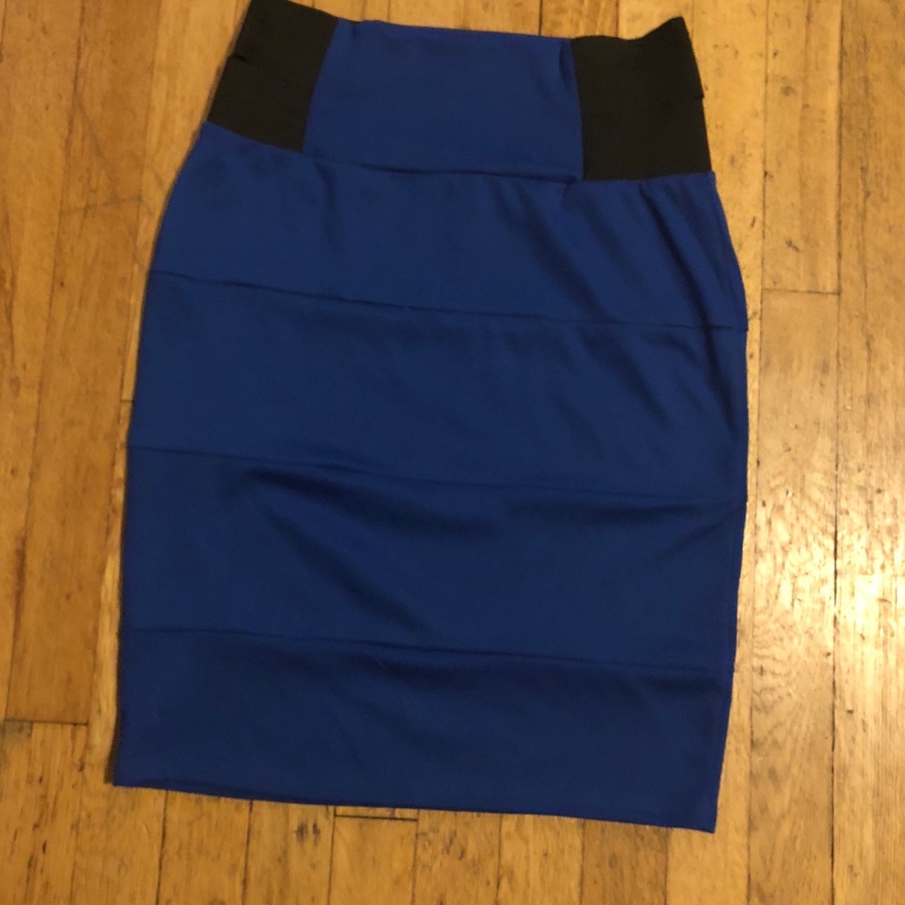 ABN skirt size L
